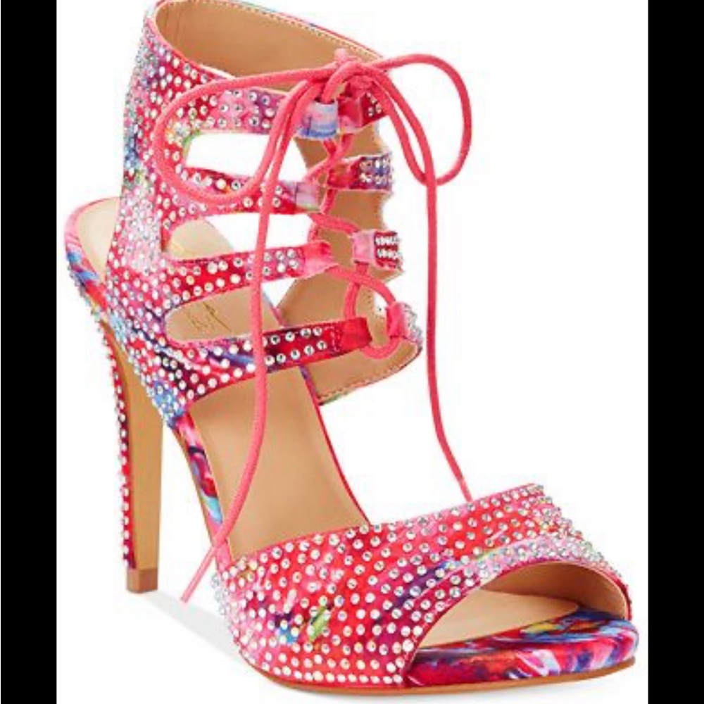 Thalia sodi shoes
